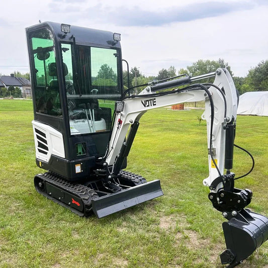 Multifunctional Mini Excavators 1T 1.6T 2T Compact Small digger Garden Engineering Machinery Customizable Fast Delivery