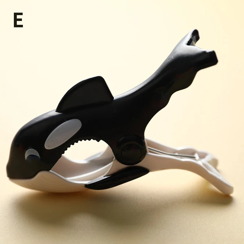 1PC Plastic Beach Towel Clips For Sunbeds Sun Lounger Animal Decorative Clothes Pegs Pins Large Size Drying Racks Retaining Clip
