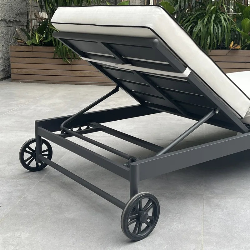 Luxury Outdoor Aluminum Sun Lounger with Wheels, Patio & Garden Sunbed Furniture for Poolside Sillas De Playa Outdoor Furniture