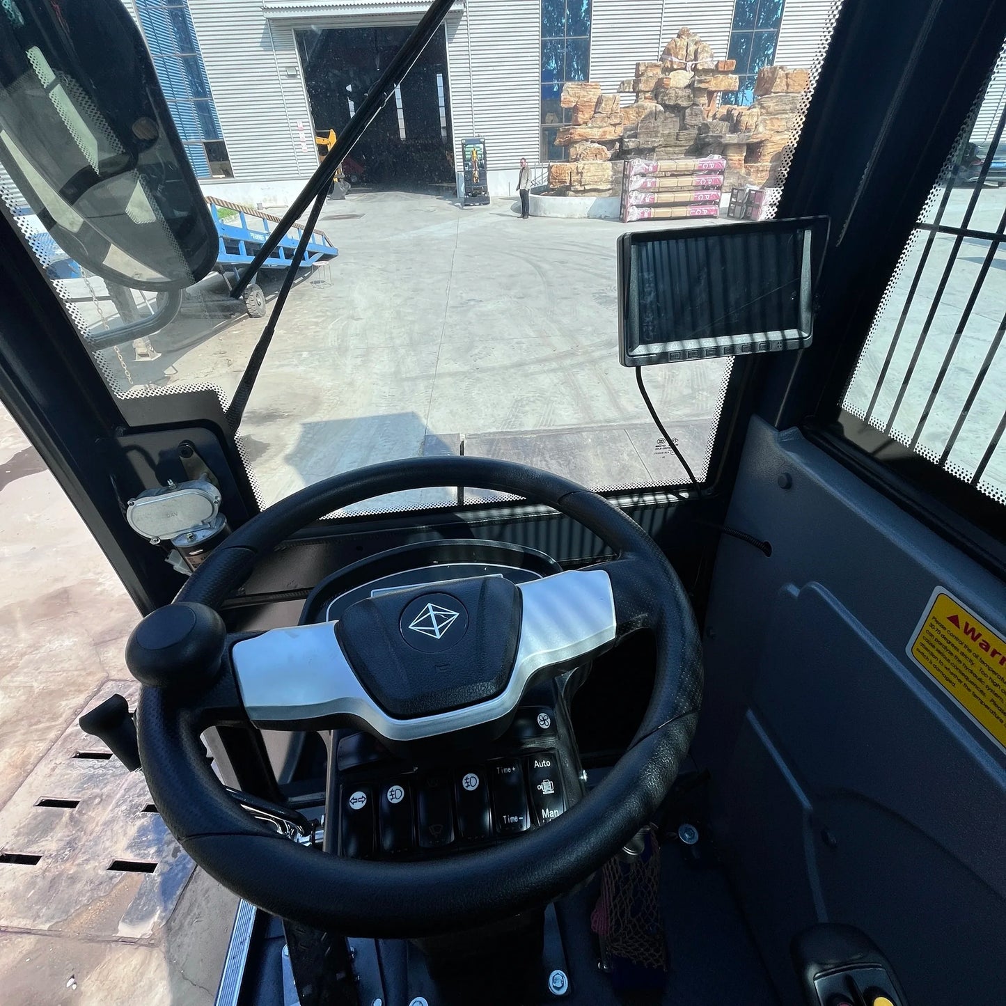 Concrete mixer 3.5 volumetric cement pump self installed cement concrete mixer truck for sale