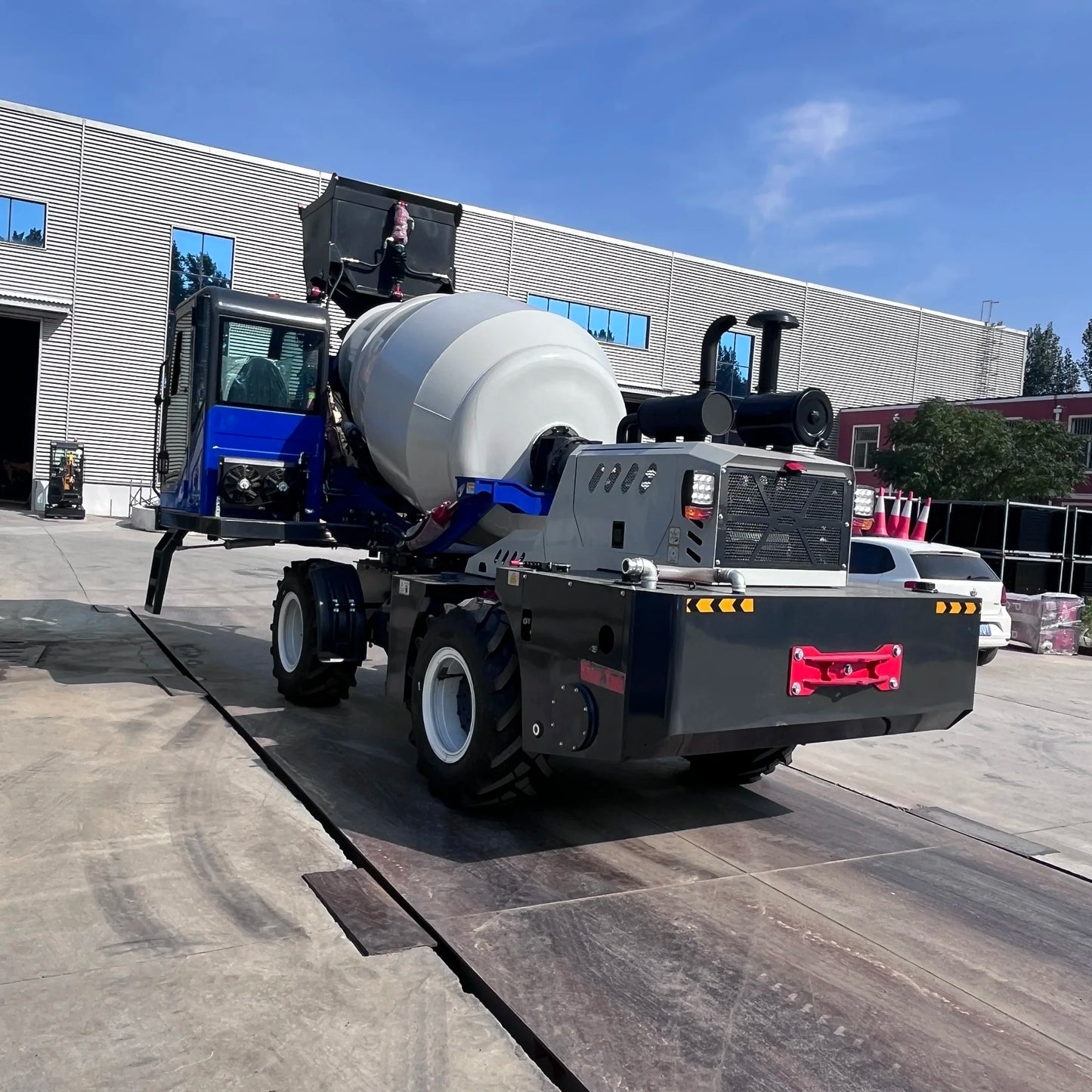 New concrete truck mixer 8 cubic meters 10 cubic meters concrete cement mixer drum truck