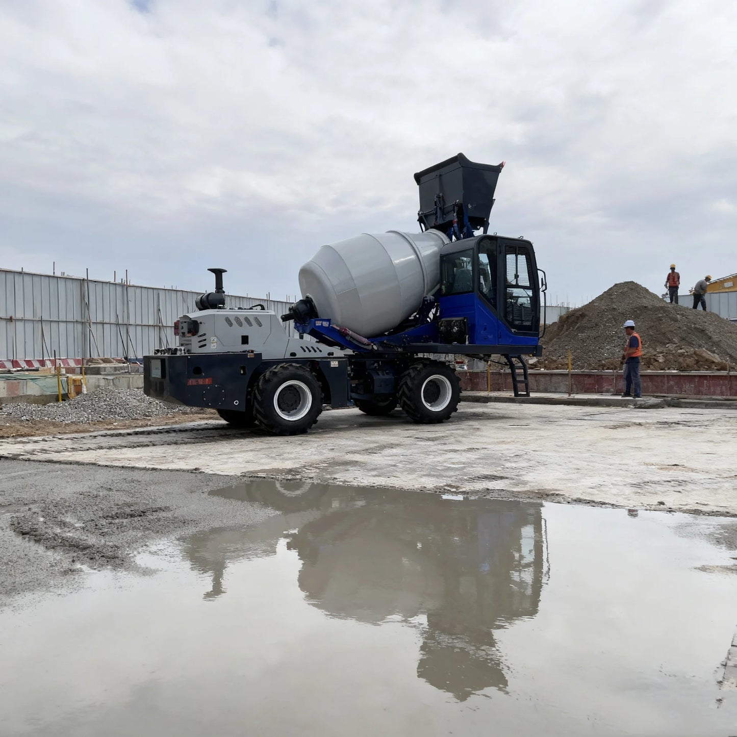 New concrete truck mixer 8 cubic meters 10 cubic meters concrete cement mixer drum truck