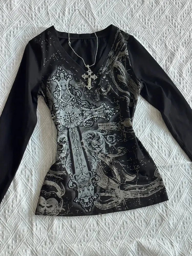 Women s Y2K Gothic Black Printed V neck Long Sleeve Tight Waist T shirt American Retro Autumn New Fashion Slim Fit Top