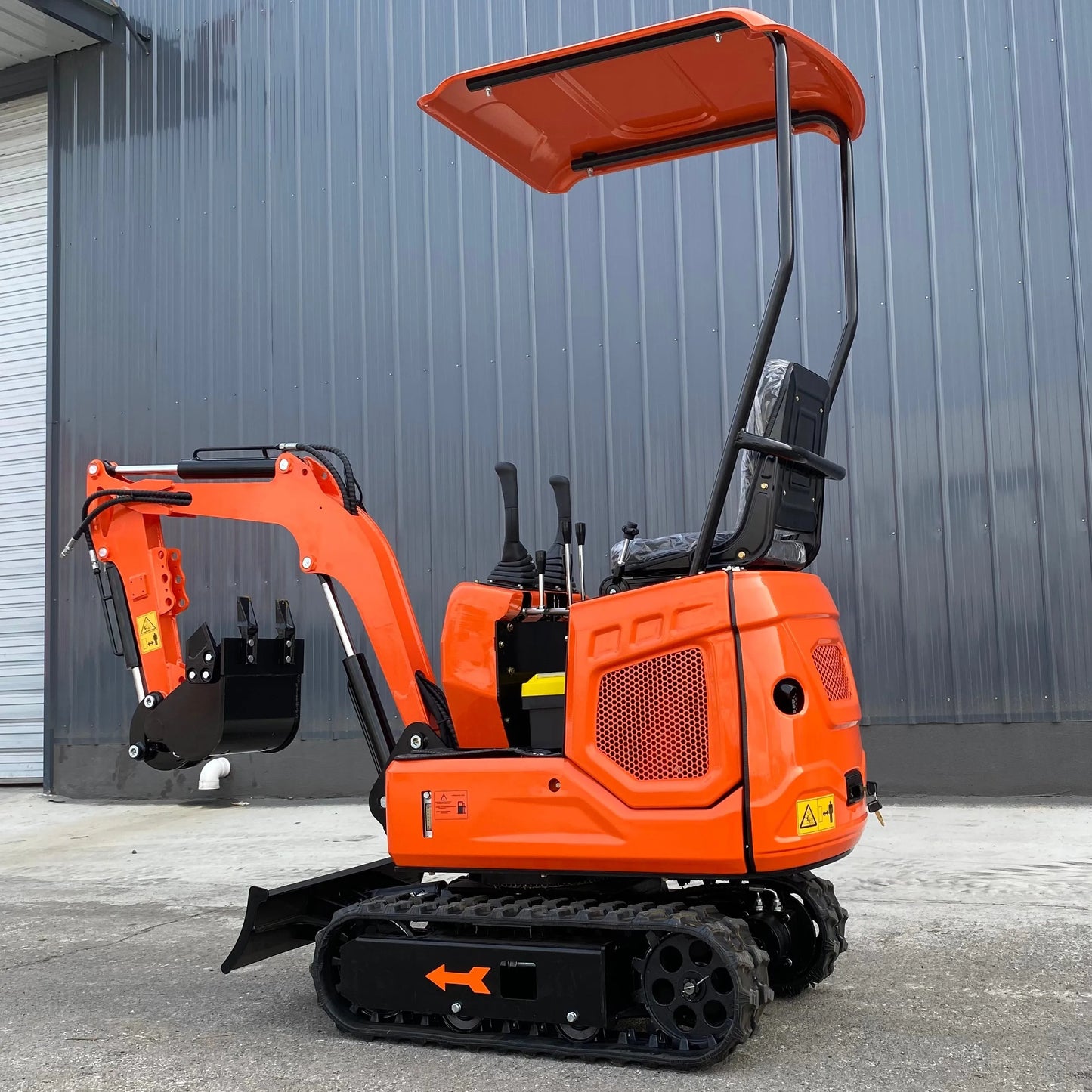 New 0.8 Ton Small Excavator Multifunctional Hydraulic Crawler Mini Excavator With Cab Ce Kubota Engine Excavator Custom